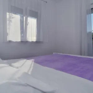 https://apartments-edita-zadar.hotelinzadar.com